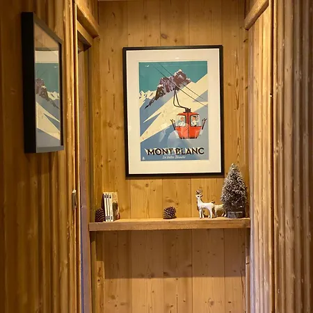 Woody Apartment *